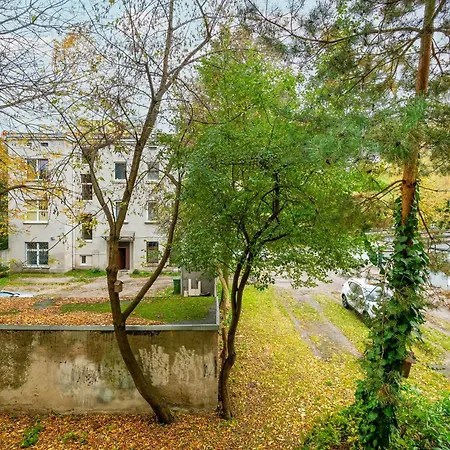 شقة Modern With Smarttv & Wifi By Renters *