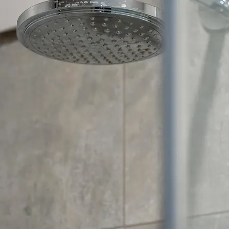 Modern With Smarttv & Wifi By Renters Daire Łódź