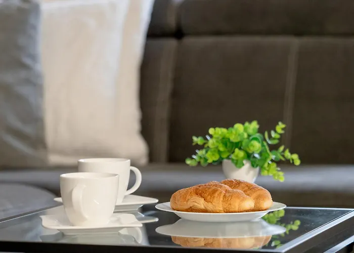 Modern With Smarttv & Wifi By Renters *