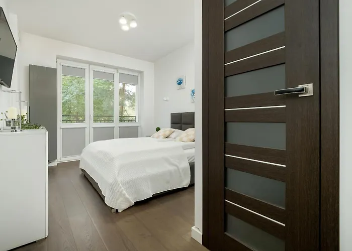 Modern With Smarttv & Wifi By Renters وودج